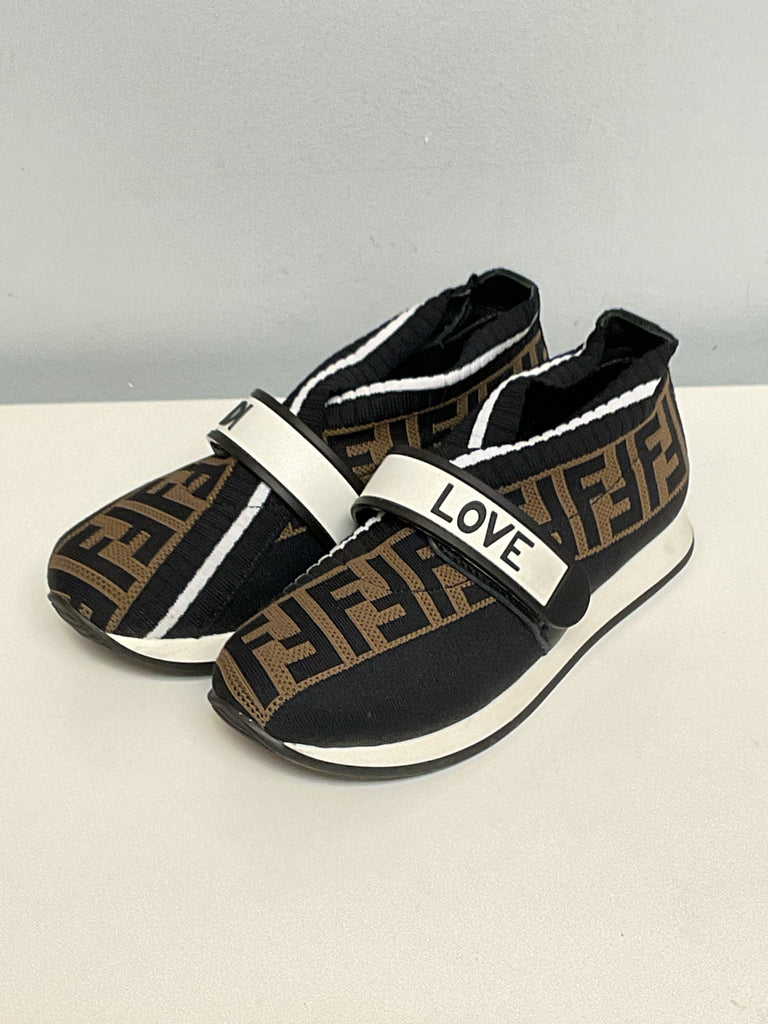 FENDI キッズ　シューズ 9bb7bd003a7678313ec2b0ed4c5f70